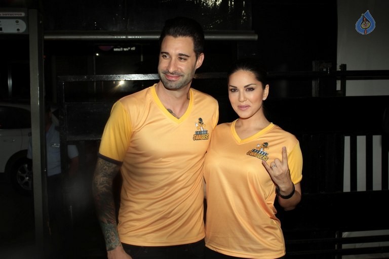 Sunny Leone Unveils BCL Team Chennai Swagger - 12 / 50 photos