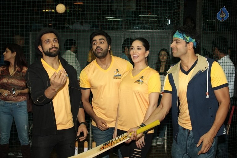 Sunny Leone Unveils BCL Team Chennai Swagger - 20 / 50 photos