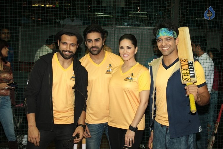 Sunny Leone Unveils BCL Team Chennai Swagger - 46 / 50 photos