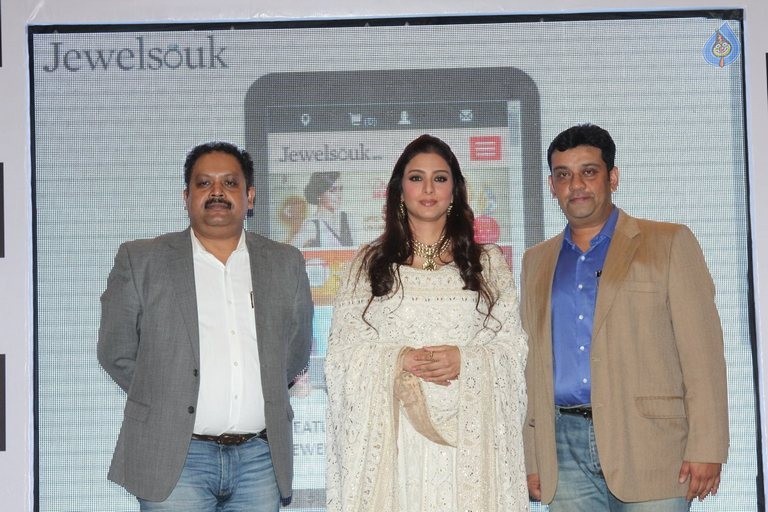 Tabu at E Shub Labh Mobile App Launch - 7 / 16 photos