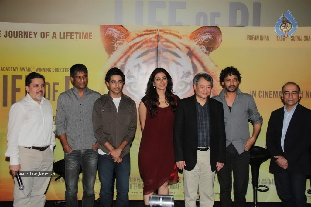 Tabu at Life Of Pi Press Meet - 12 / 46 photos