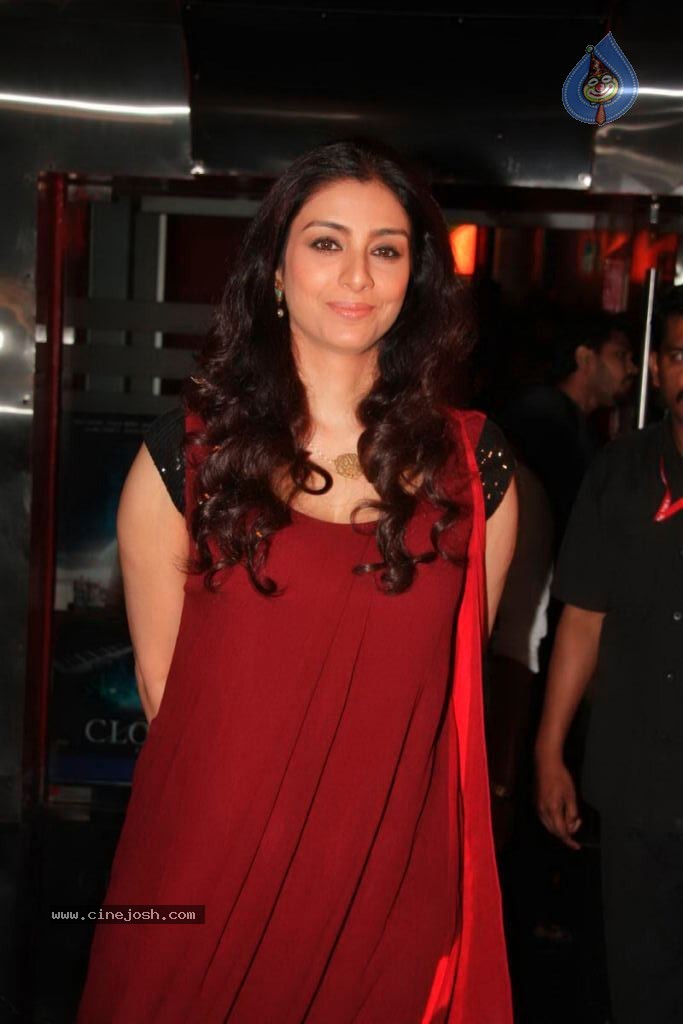 Tabu at Life Of Pi Press Meet - 29 / 46 photos