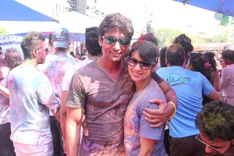 TV Celebrities at BCL Holi 2016 - 19 / 49 photos