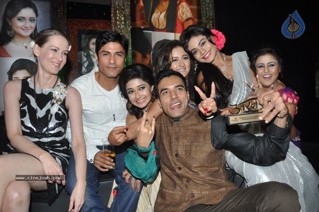 UTTARAN Serial 1000 Episodes Completion Party - 24 / 71 photos