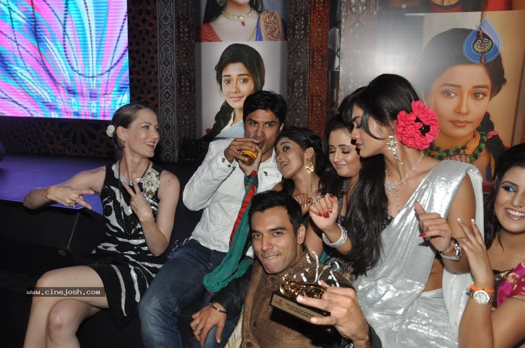 UTTARAN Serial 1000 Episodes Completion Party - 66 / 71 photos