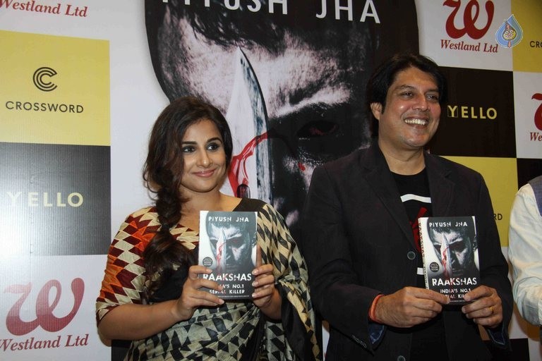 Vidya Balan Launches Raakshas Book - 5 / 37 photos