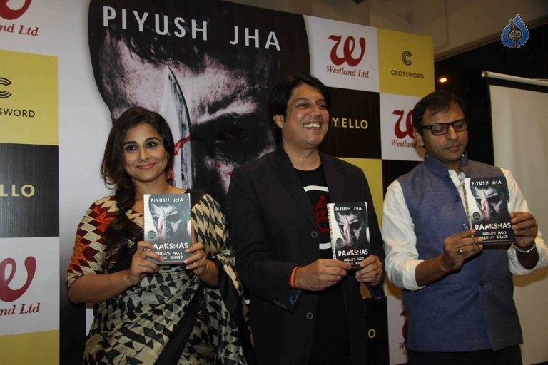 Vidya Balan Launches Raakshas Book - 14 / 37 photos