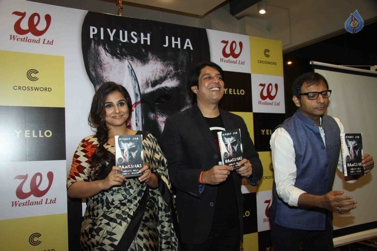 Vidya Balan Launches Raakshas Book - 22 / 37 photos