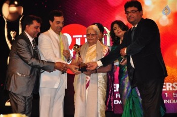 Aadhi Aabadi Women Achievers Awards 2015 - 50 of 50