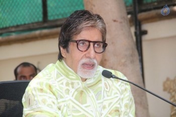 Amitabh Bachchan Birthday Meet - 6 of 21