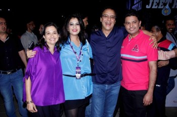 Bolly Celebs at Pro Kabaddi League Match Photos - 24 of 39