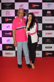 Bolly Celebs at Pro Kabaddi League Match Photos - 23 of 39