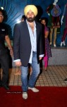 Bolly Celebs at Robot Premiere - 22 of 70