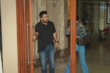 Celebrities at Meet Sanjay Dutt Home - 28 of 42