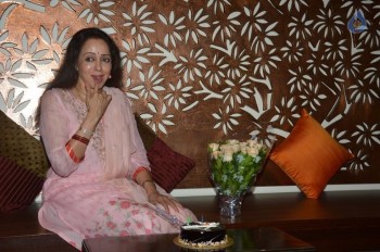 Hema Malini Birthday Celebration  - 6 of 21