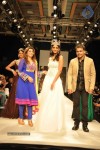 Kajal and Vasuki at IIJW Fashion Show - 11 of 25