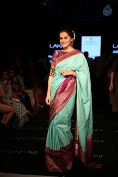 LFW 2015 Gaurang Show - 11 of 36