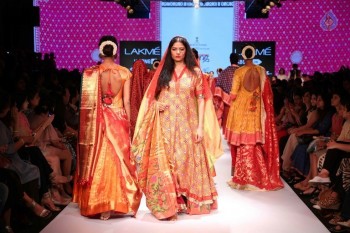 LFW 2015 Gaurang Show - 32 of 36