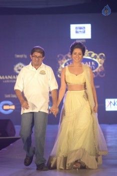 Manali Jagtap's Star Walk Fashion Show - 35 of 57