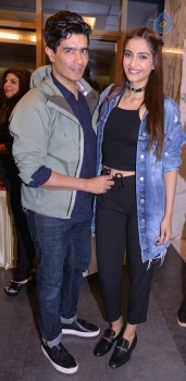 Screening of Dishoom Film - 26 of 34