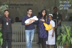 Shilpa Shetty With Her Baby Boy - 29 of 34
