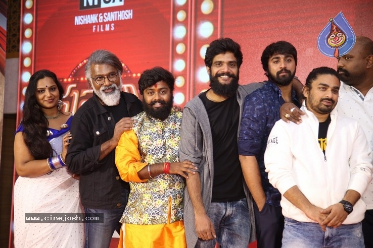 Savaari PreRelease Event - 22 / 42 photos