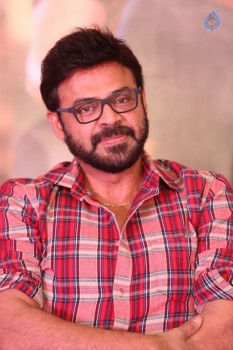 Babu Bangaram Success Meet - 32 of 42