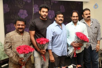 Kanche Team Meets Chiranjeevi - 33 of 57