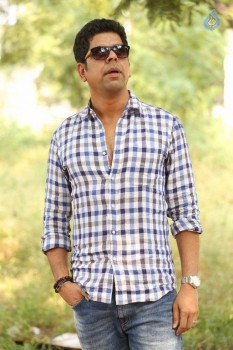 Murali Sharma Interview Photos - 11 of 21