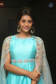 Pooja Jhaveri Gallery - 9 of 33