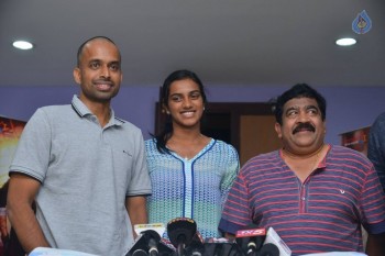 Pullela Gopichand and Sindhu watches Janatha Garage - 22 of 25