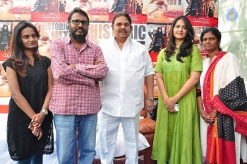 Rudhramadevi Team Meets Dasari - 51 of 81