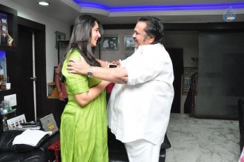 Rudhramadevi Team Meets Dasari - 60 of 81