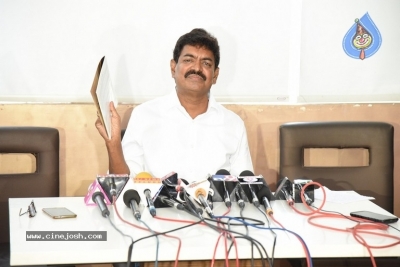 Sivaji Raja Controversy Press Meet - 7 of 21