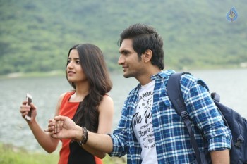 Aakatayi Movie Photos