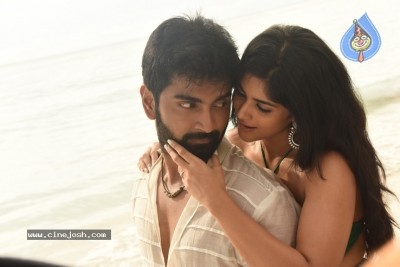 Boomerang Movie Stills