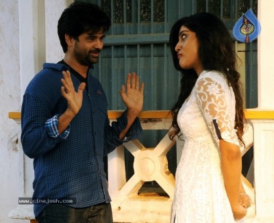 Hulchul Movie Stills