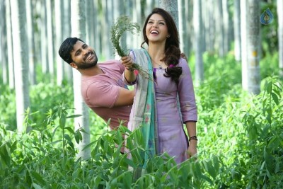 Mahanubhavudu Movie Photos