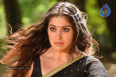 Nagakanya Movie Stills