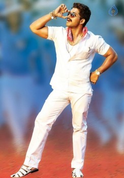 Sarrainodu New Photo