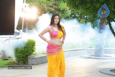 Sundaraangudu Movie Stills