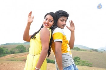 Vandanam Movie New Photos