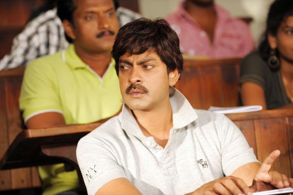 Pravarakyudu still - 59 / 137 photos