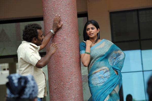 Pravarakyudu still - 102 / 137 photos