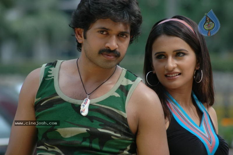 Ade Nuvvu Ade Nenu Movie Stills - 20 / 38 photos