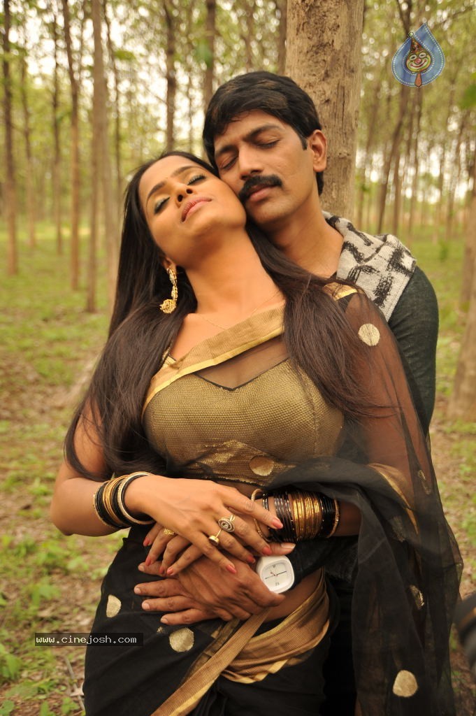 Anaganaga Movie Stills - 110 / 127 photos