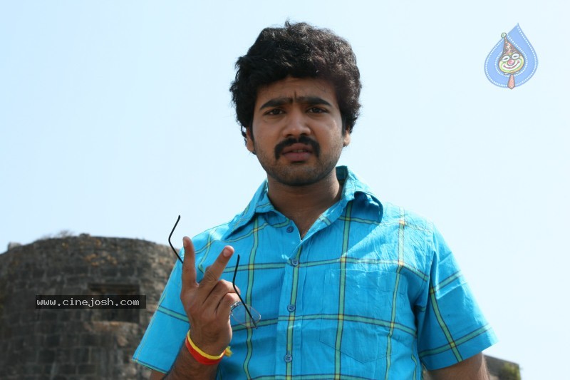 Anukokunda Movie Stills - 10 / 21 photos