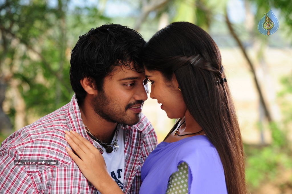  Athade Movie Stills - 27 / 95 photos