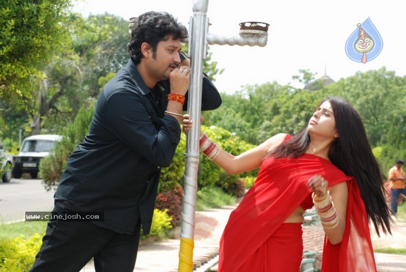 Autowala Movie Stills - 42 / 62 photos