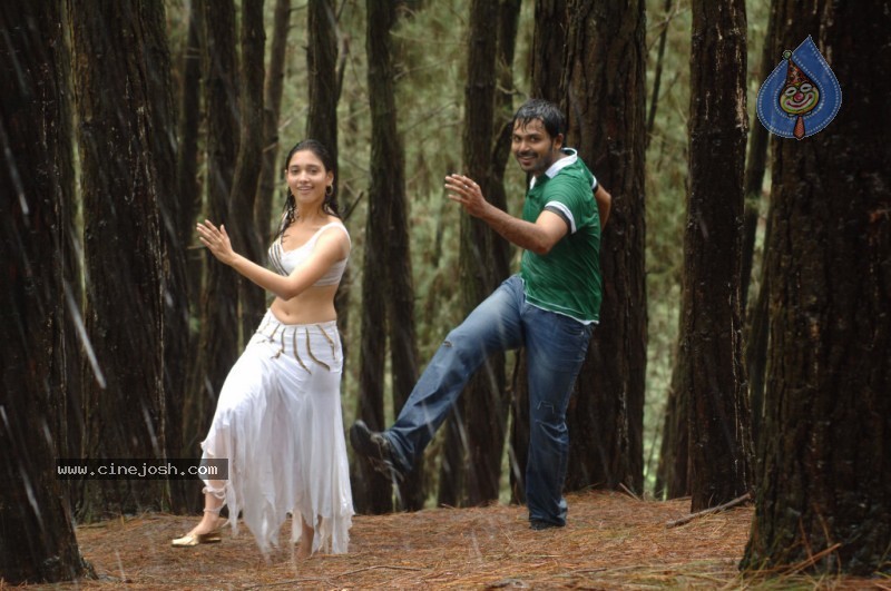  Awara Movie Stills - 119 / 121 photos